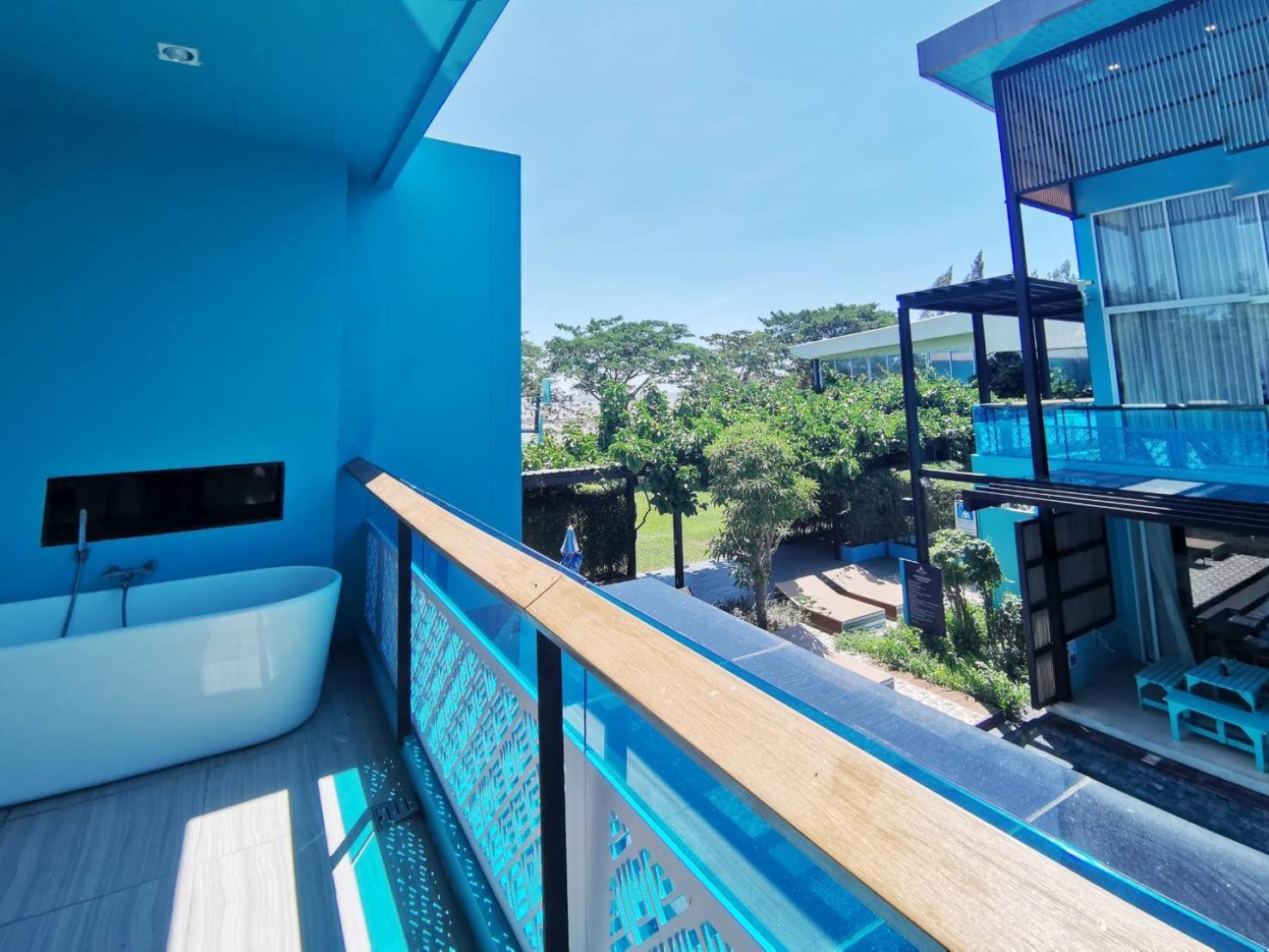 Beach Walk Boutique Resort Bangsaen Rum bild