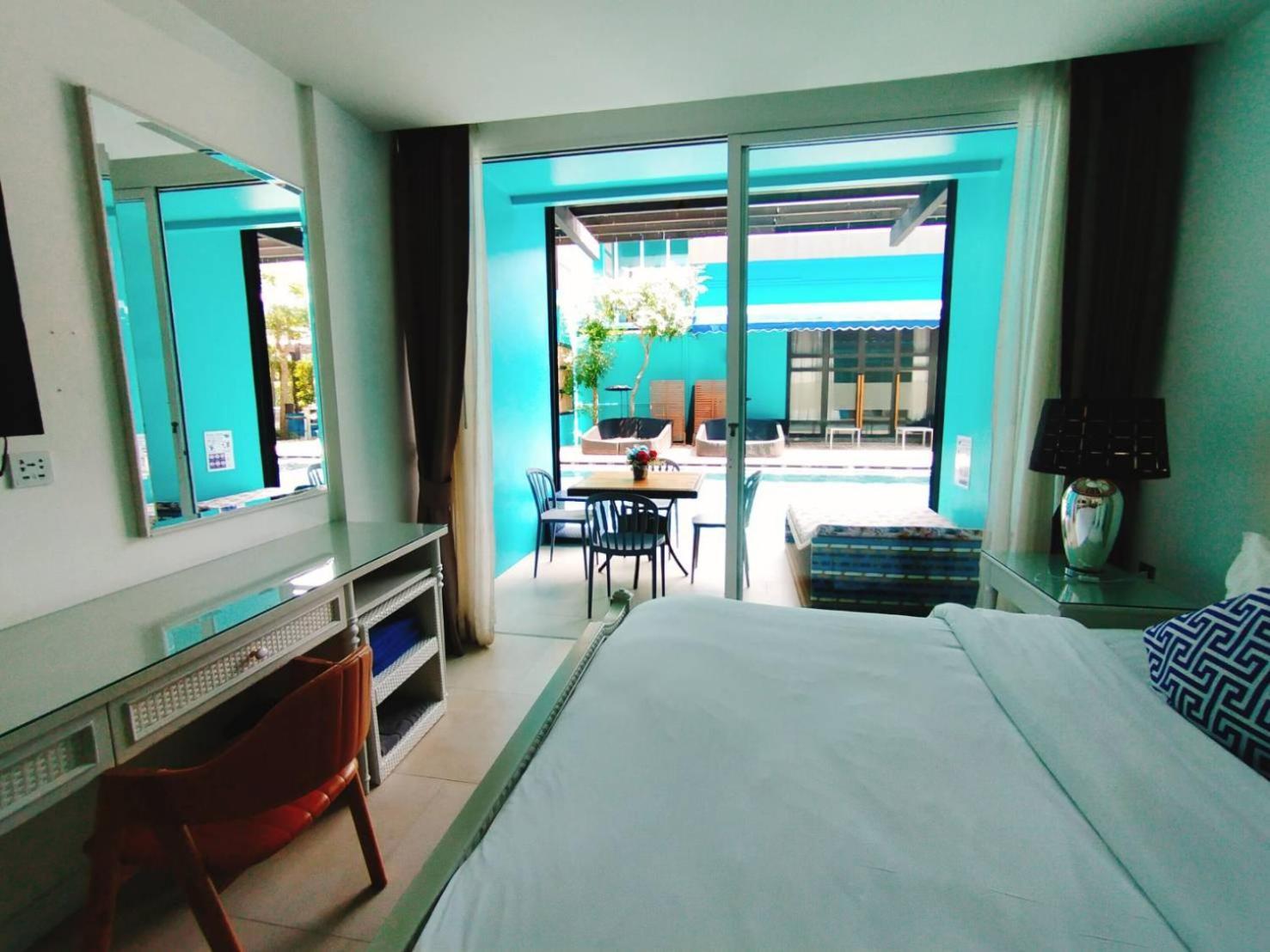 Beach Walk Boutique Resort Bangsaen Rum bild