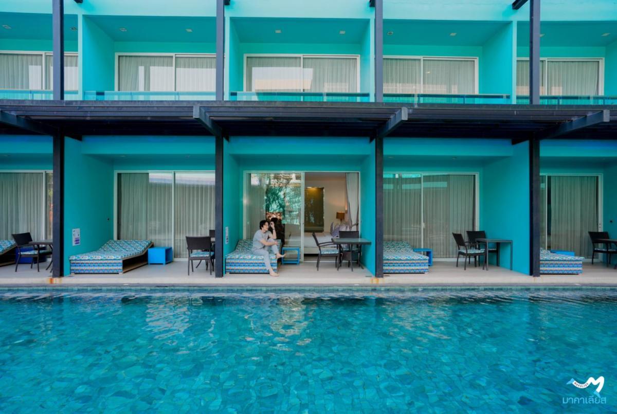 Beach Walk Boutique Resort Bangsaen Exteriör bild